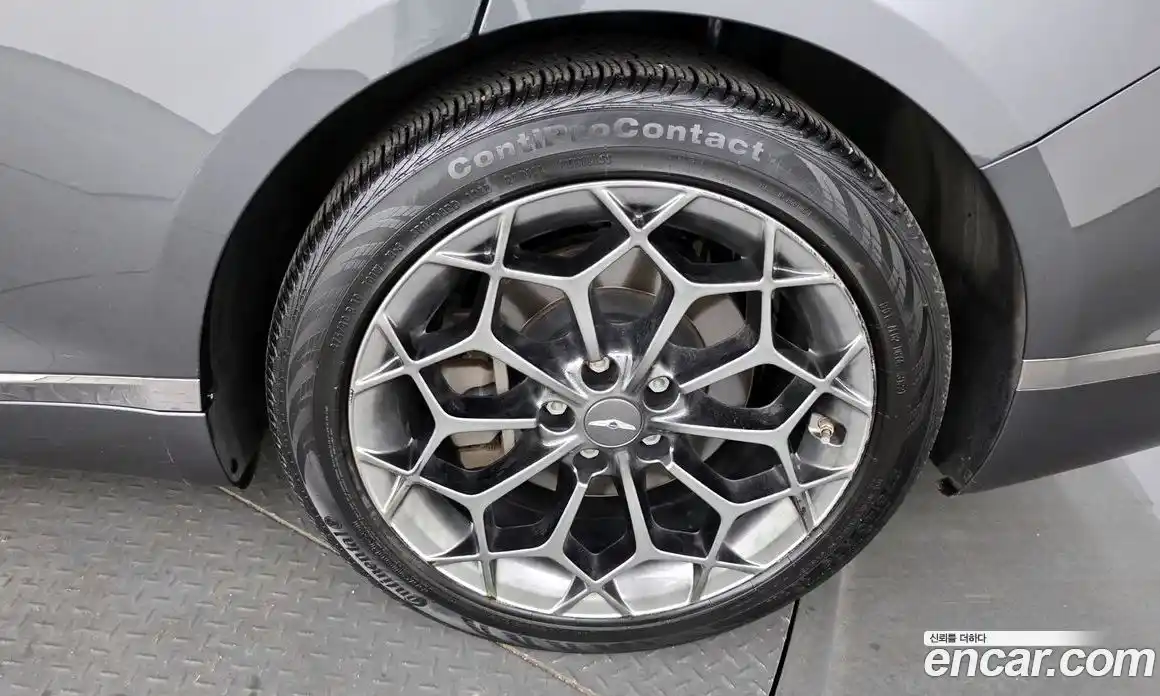 Genesis G80 2021 2.5 Классический в Москве № 931365, фото 5