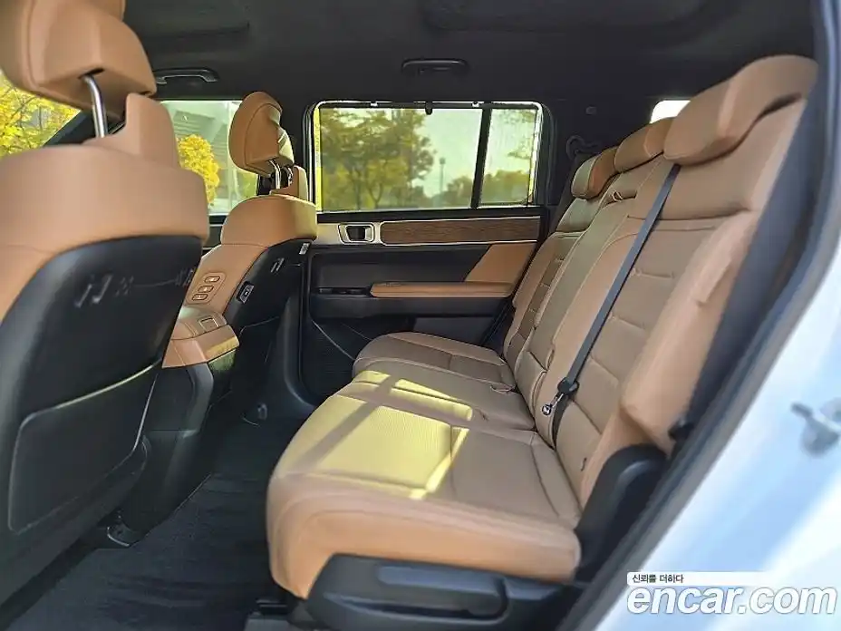 Hyundai Santa Fe 2023 1.6 гидро, фото 18
