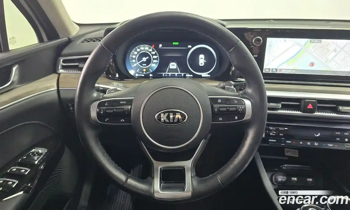 Kia K5 2020 2.0 гидро в Москве № 121623, фото 13