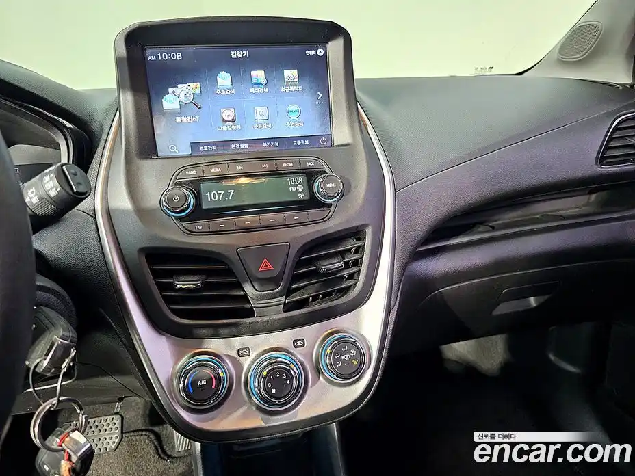 Chevrolet Spark 2016 1.0 гидро в Москве, фото 14