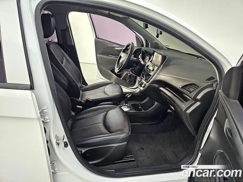 Chevrolet Spark 2016 1.0 гидро в Москве, фото 10