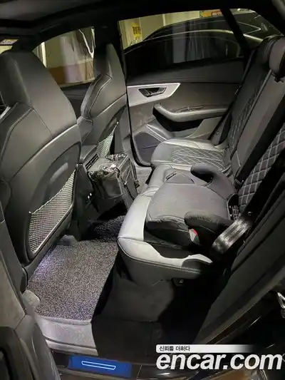 Audi Q8 2021 3.0 гидро в Москве № 1473595, миниатюра 10