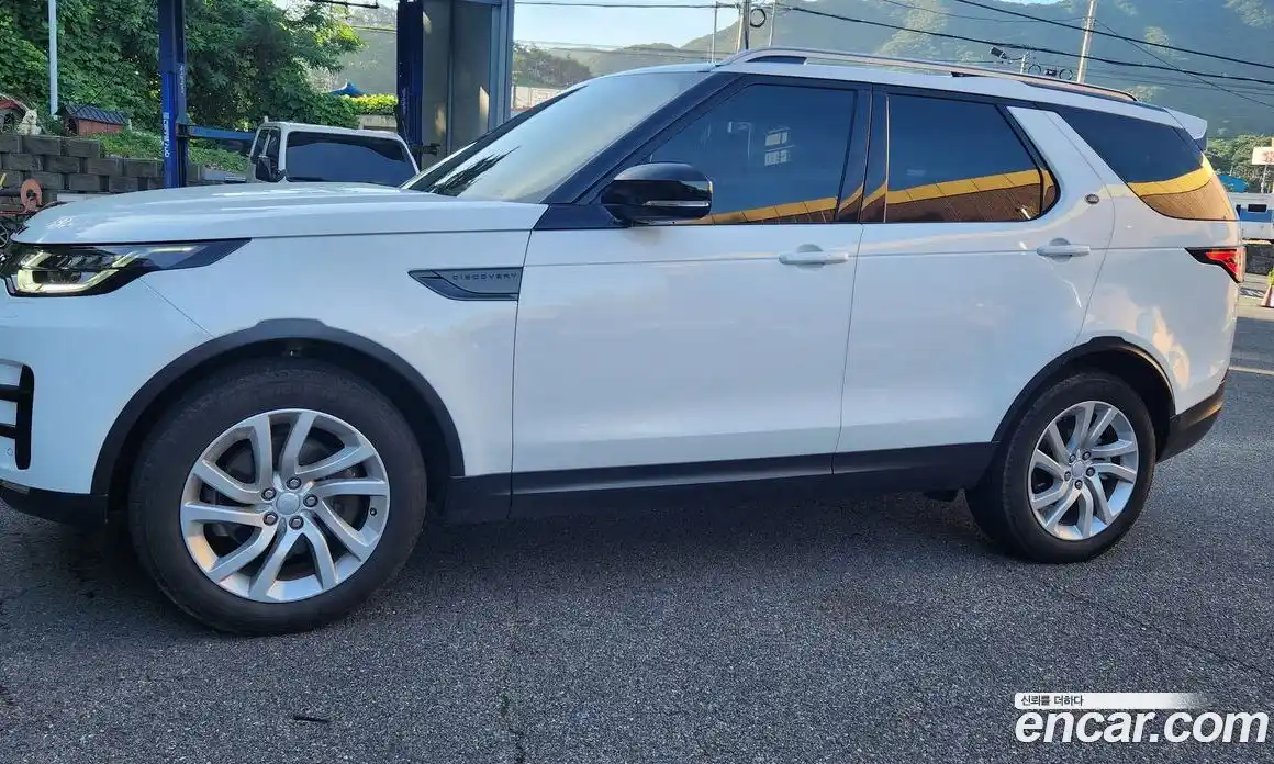 Land Rover Discovery 2018 3.0 гидро в Москве № 1475169, фото 7