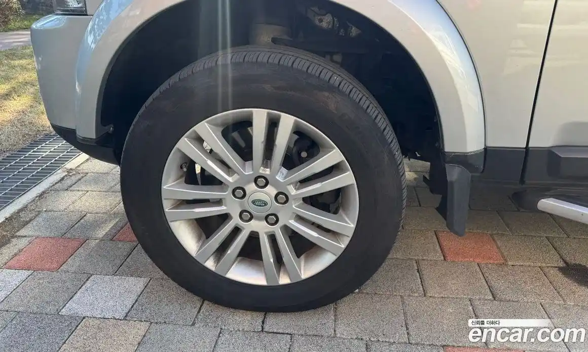 Land Rover Discovery 2014 3.0 гидро в Москве № 1475178, фото 7