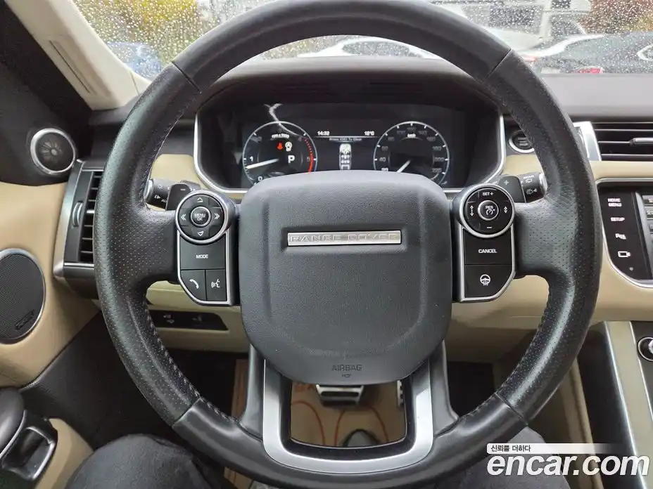 Land Rover Range-Rover Sport 2015 3.0 гидро в Москве № 1475190, фото 14