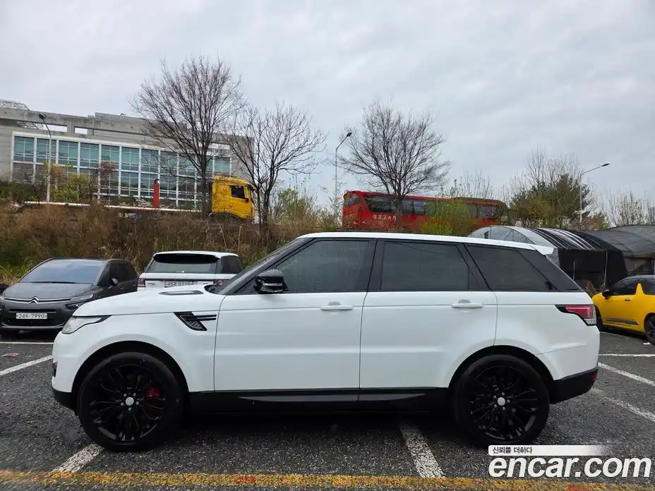 Land Rover Range-Rover Sport 2015 3.0 гидро в Москве № 1475190, фото 16