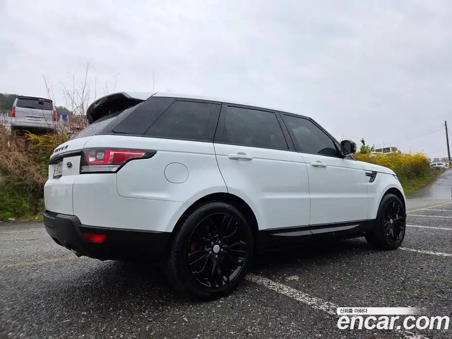 Land Rover Range-Rover Sport 2015 3.0 гидро в Москве № 1475190, фото 17