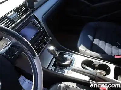 Volkswagen Passat 2013 2.0 гидро в Москве № 1476666, миниатюра 10