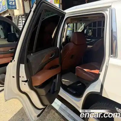 Cadillac Escalade 2017 6.2 гидро в Москве № 1478133, миниатюра 11