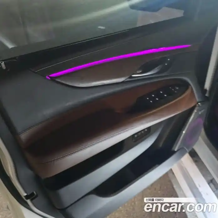 Cadillac Escalade 2017 6.2 гидро в Москве № 1478133, фото 17