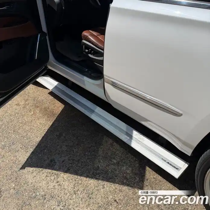 Cadillac Escalade 2017 6.2 гидро в Москве № 1478133, фото 6