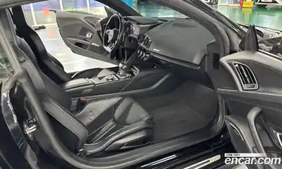 Audi R8 2017 5.2 гидро в Москве № 155540, миниатюра 11