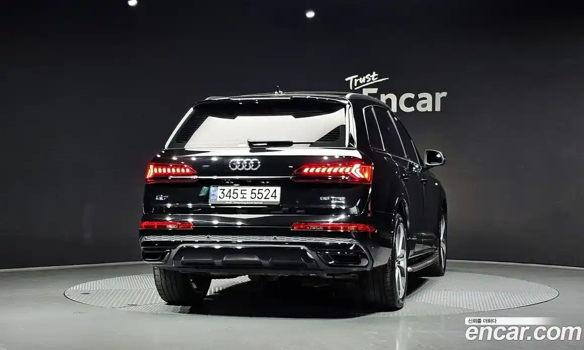 Audi Q7 2023 3.0 гидро в Москве № 162507, фото 4