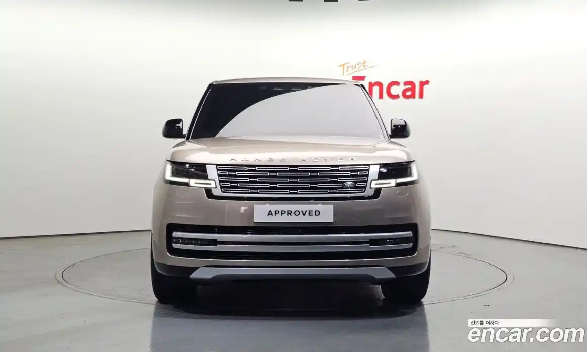 Land Rover Range-Rover 2024 4.4 гидро в Москве № 165936, фото 8
