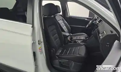 Volkswagen Tiguan 2023 2.0 гидро в Москве № 168693, миниатюра 12