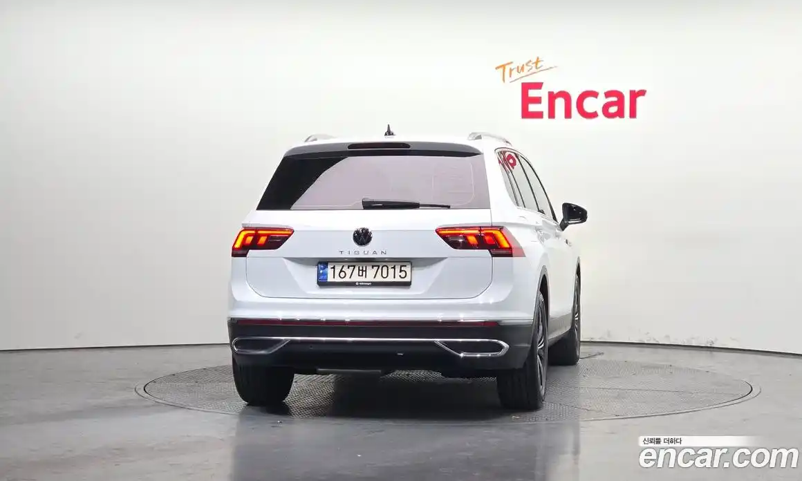 Volkswagen Tiguan 2023 2.0 гидро в Москве № 168693, фото 4