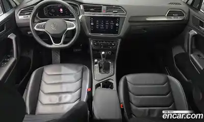 Volkswagen Tiguan 2023 2.0 гидро в Москве № 168693, миниатюра 7