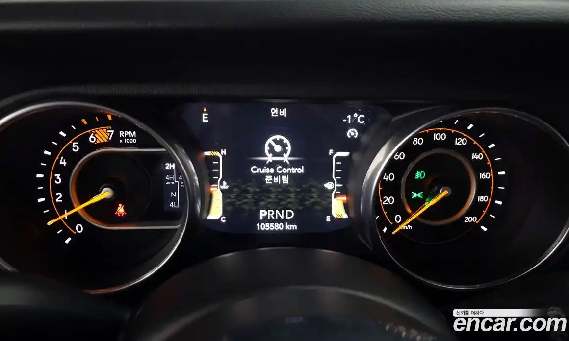 Jeep Wrangler 2018 2.0 гидро в Москве № 169808, фото 8