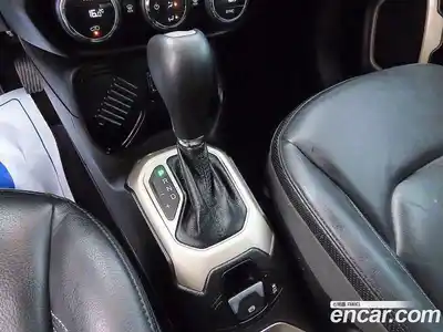 Jeep Renegade 2017 2.4 гидро в Москве № 170029, миниатюра 11