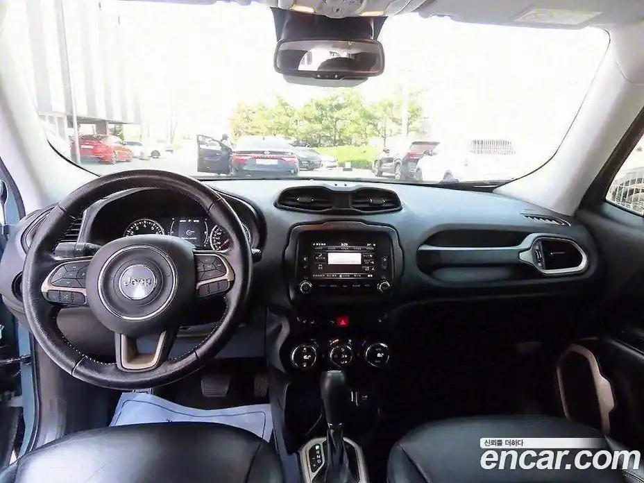 Jeep Renegade 2017 2.4 гидро в Москве № 170029, фото 6