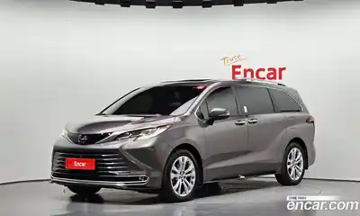 Toyota Sienna, 2022