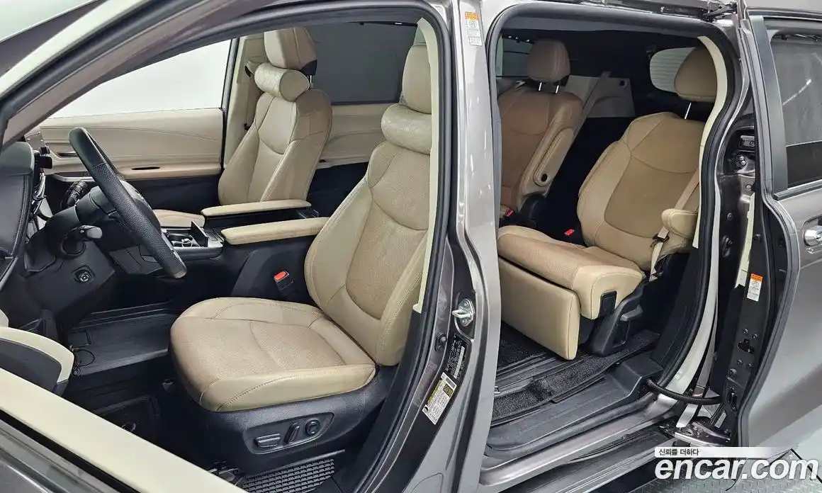 Toyota Sienna 2022 2.5 гидро в Москве № 170175, фото 11