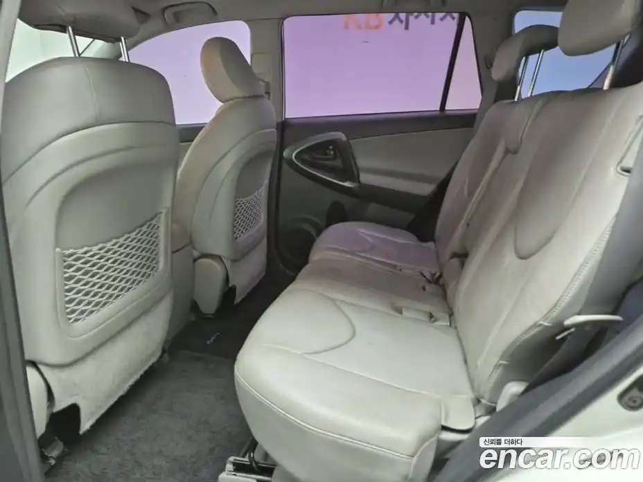 Toyota RAV4 2011 2.5 гидро в Москве № 170375, фото 12