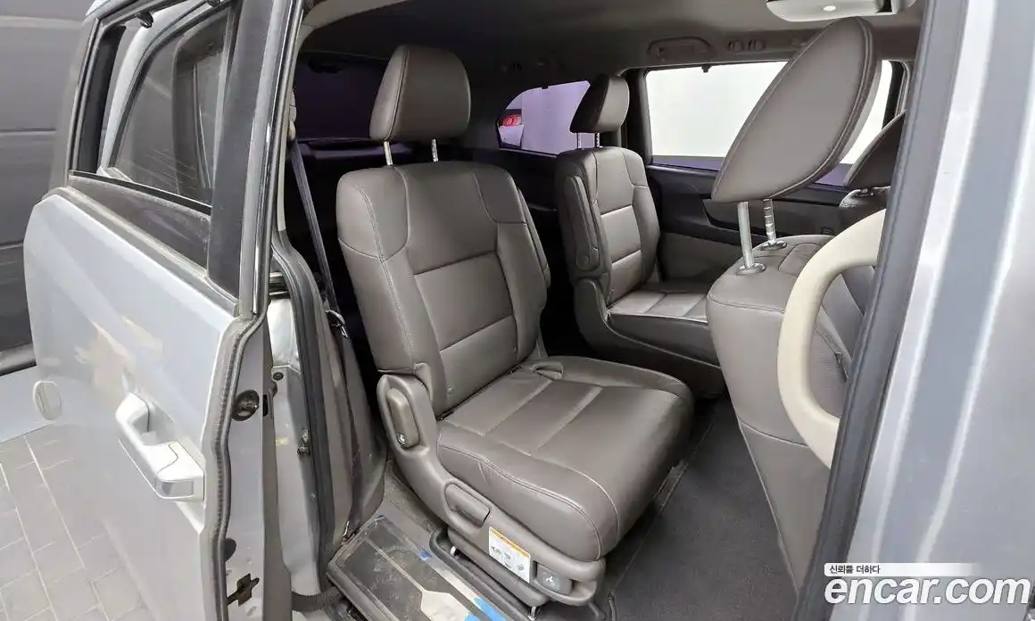 Honda Odyssey 2013 3.5 гидро в Москве № 170684, фото 12