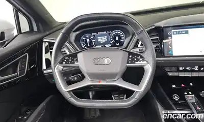Audi Q4 e-tron 2022 0.2 гидро в Москве № 196169, миниатюра 12