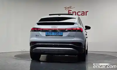 Audi Q4 e-tron 2022 0.2 гидро в Москве № 196169, миниатюра 3