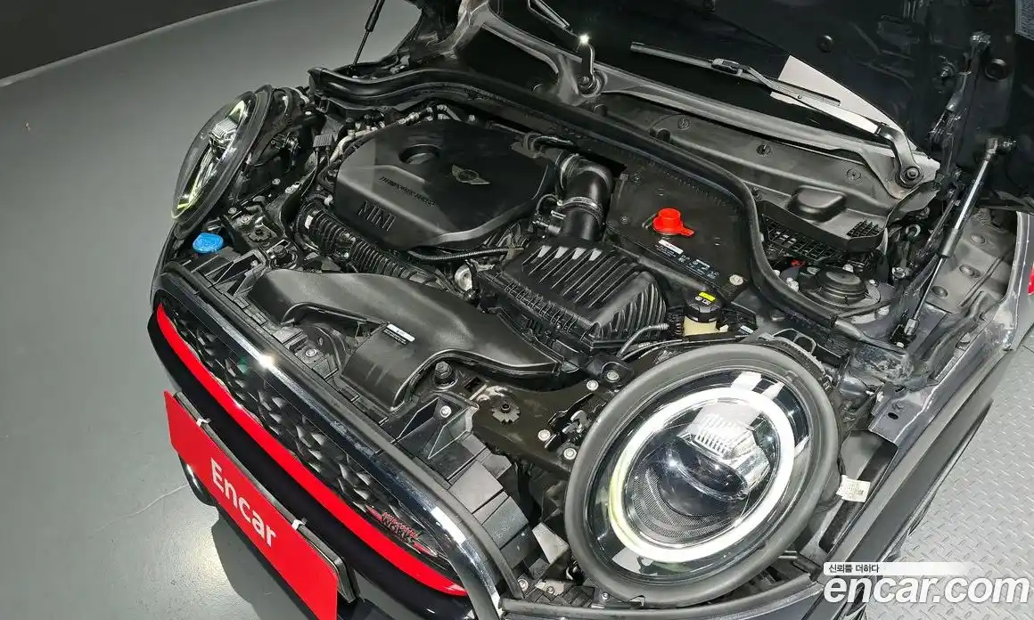 Mini Cooper 2019 2.0 гидро в Москве № 198470, фото 6