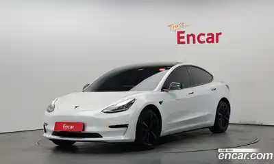 Tesla Model 3, 2020