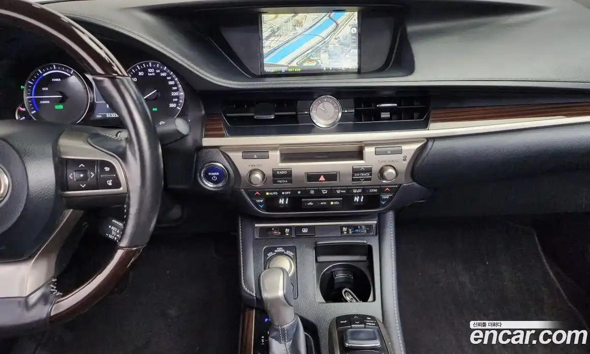 Lexus ES 2017 2.5 гидро в Москве № 198876, фото 15