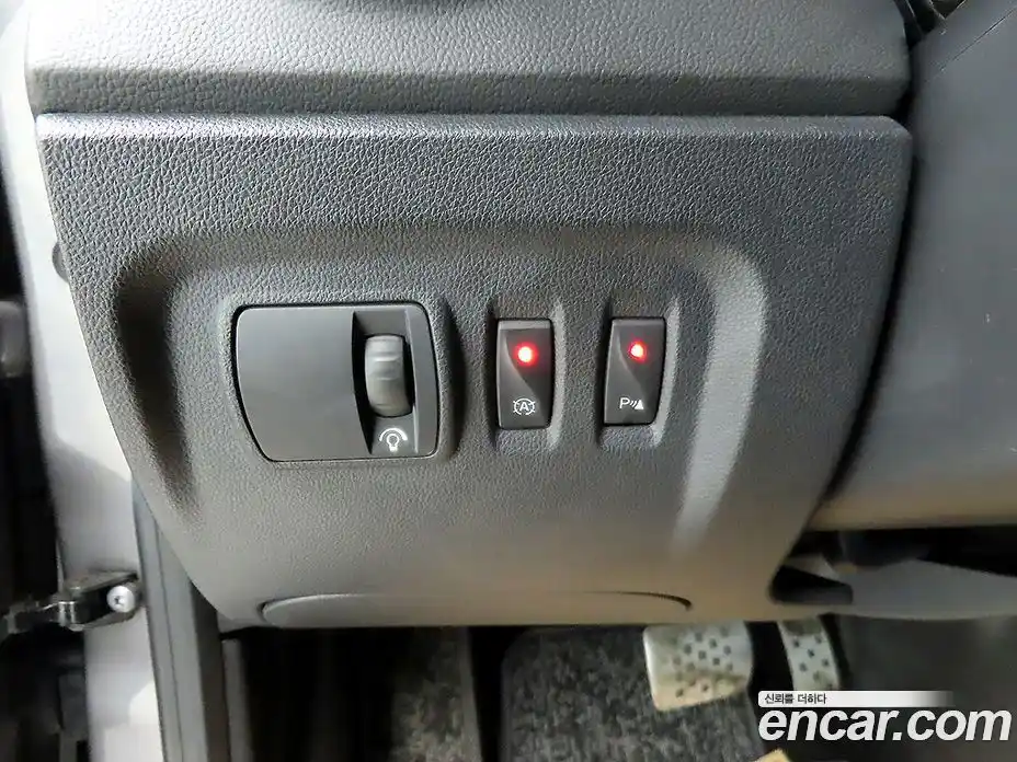Renault QM3 2018 1.5 гидро в Москве № 210088, фото 16