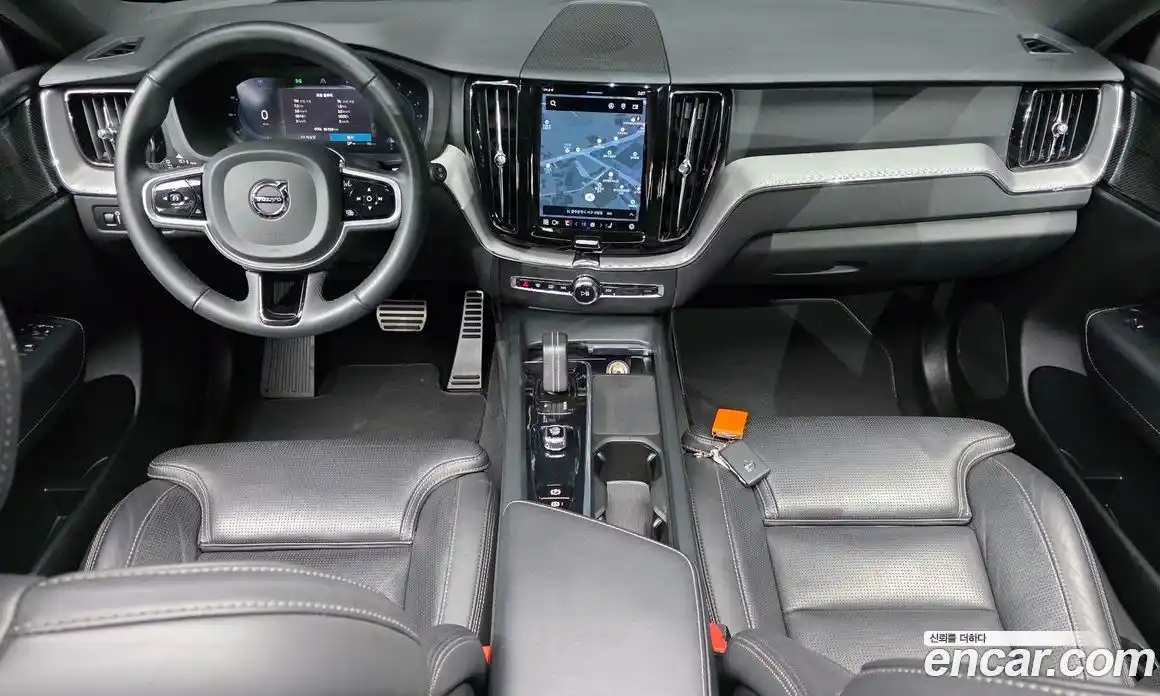 Volvo XC60 2021 2.0 гидро в Москве № 230367, фото 7