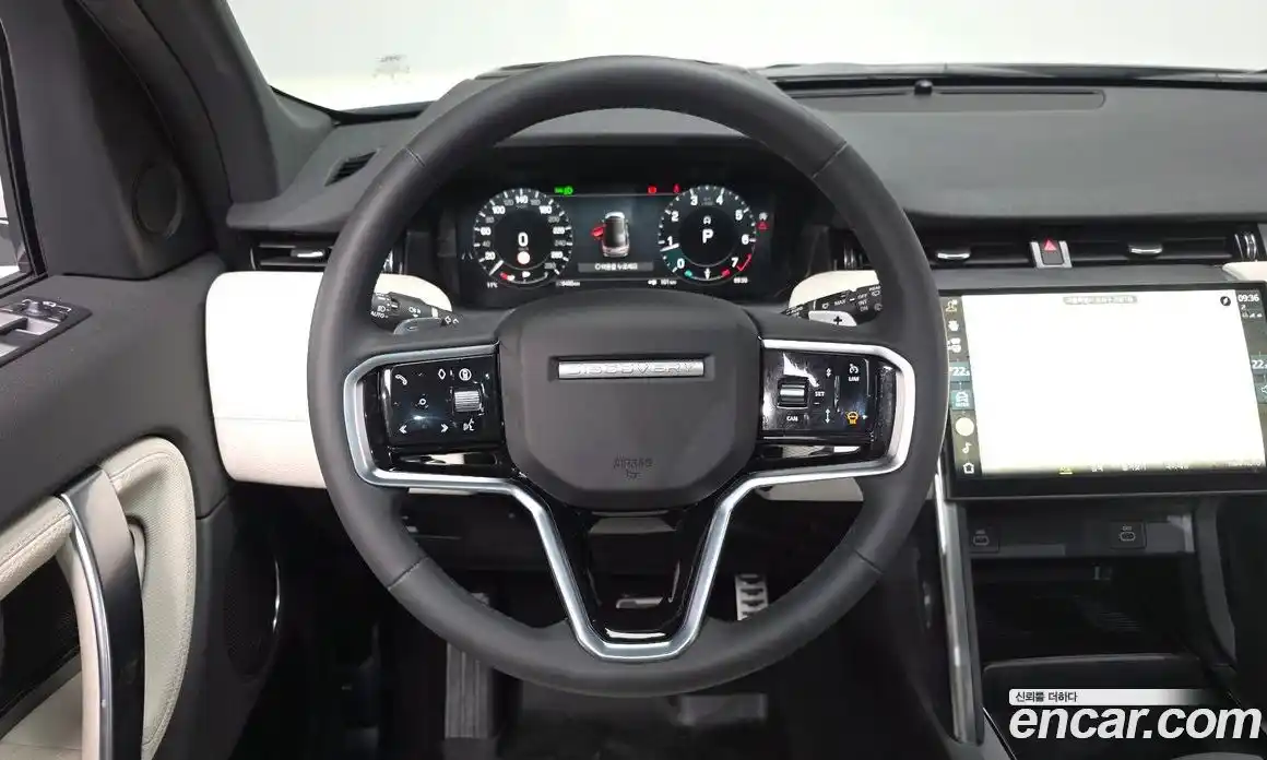 Land Rover Discovery Sport 2025 2.0 гидро в Москве № 231178, фото 13
