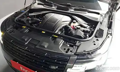 Land Rover Range-Rover 2024 4.4 гидро в Москве № 231293, миниатюра 6