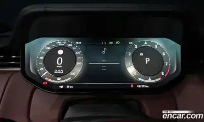 Land Rover Range-Rover 2024 4.4 гидро в Москве № 231293, миниатюра 8