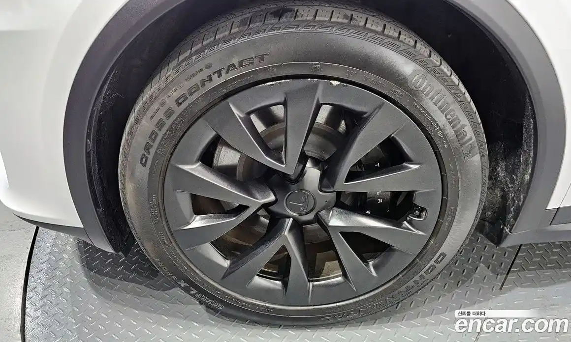 Tesla Model X 2023 0.3 гидро в Москве № 231630, фото 5