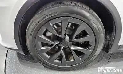 Tesla Model X 2023 0.3 гидро в Москве № 231630, миниатюра 5