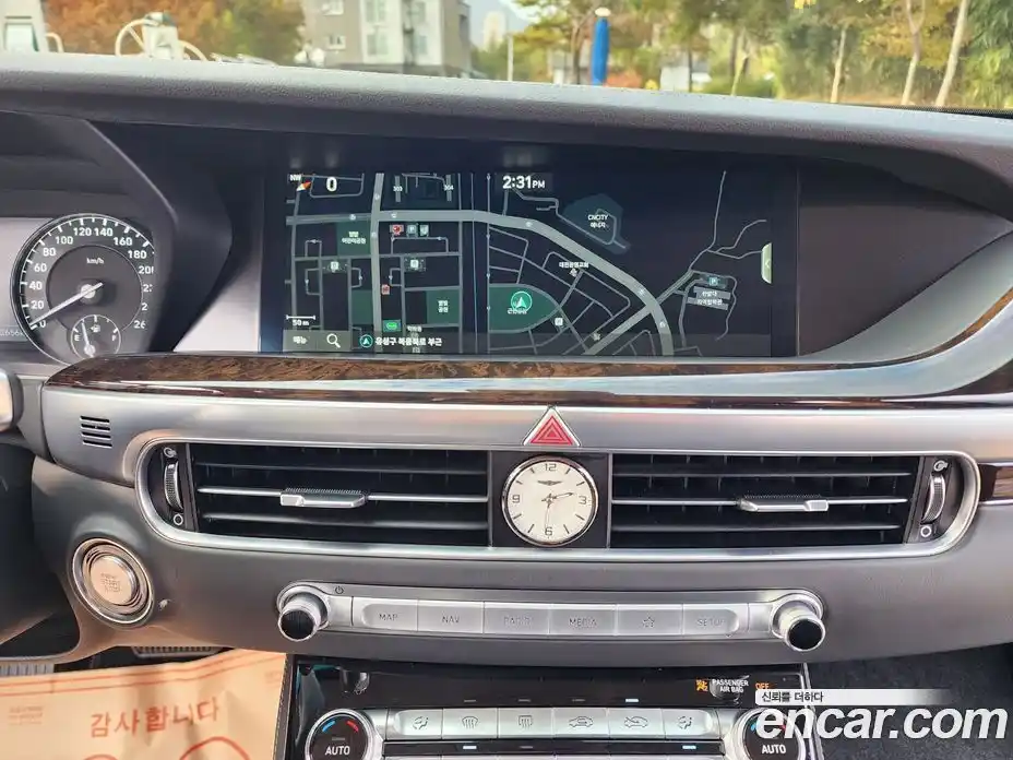 Genesis G90 2019 3.8 гидро в Москве № 27755, фото 12
