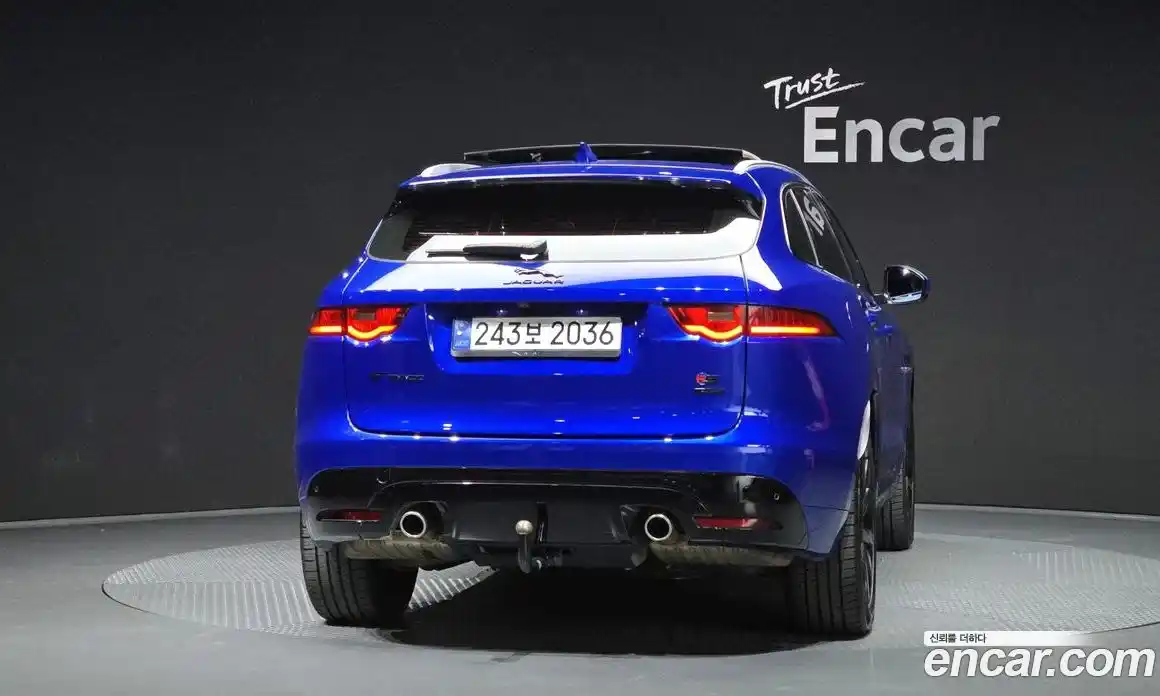 Jaguar F-Pace 2016 3.0 гидро в Москве № 320231, фото 4