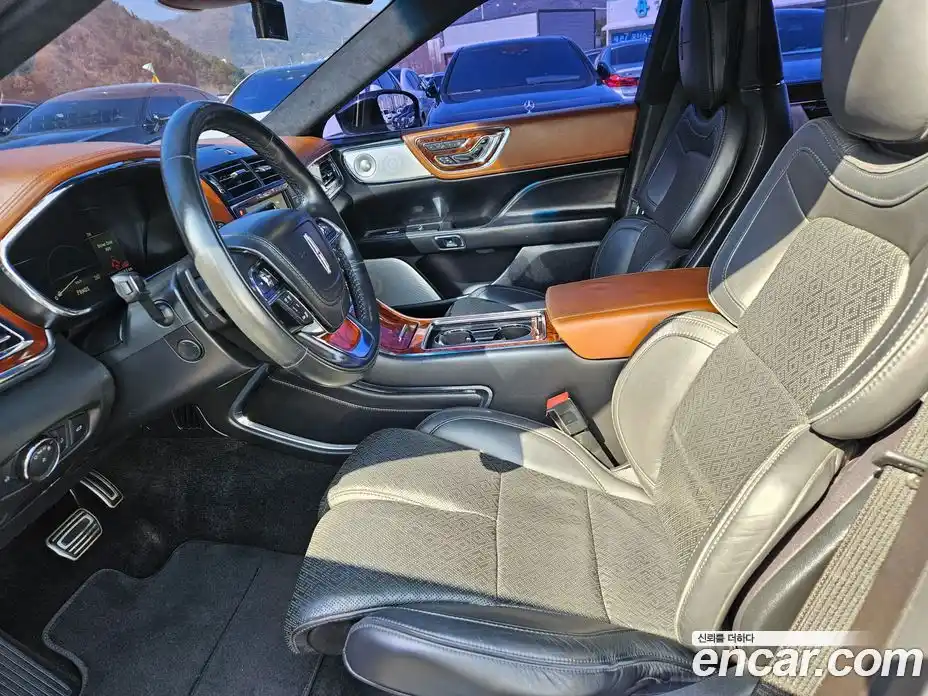 Lincoln Continental 2019 3.0 гидро в Москве № 983979, фото 16