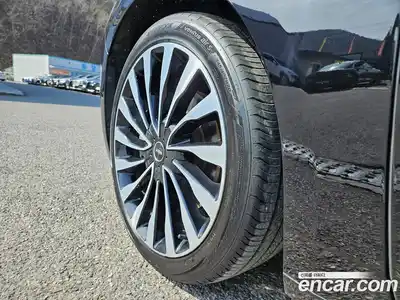 Lincoln Continental 2019 3.0 гидро в Москве № 983979, миниатюра 5