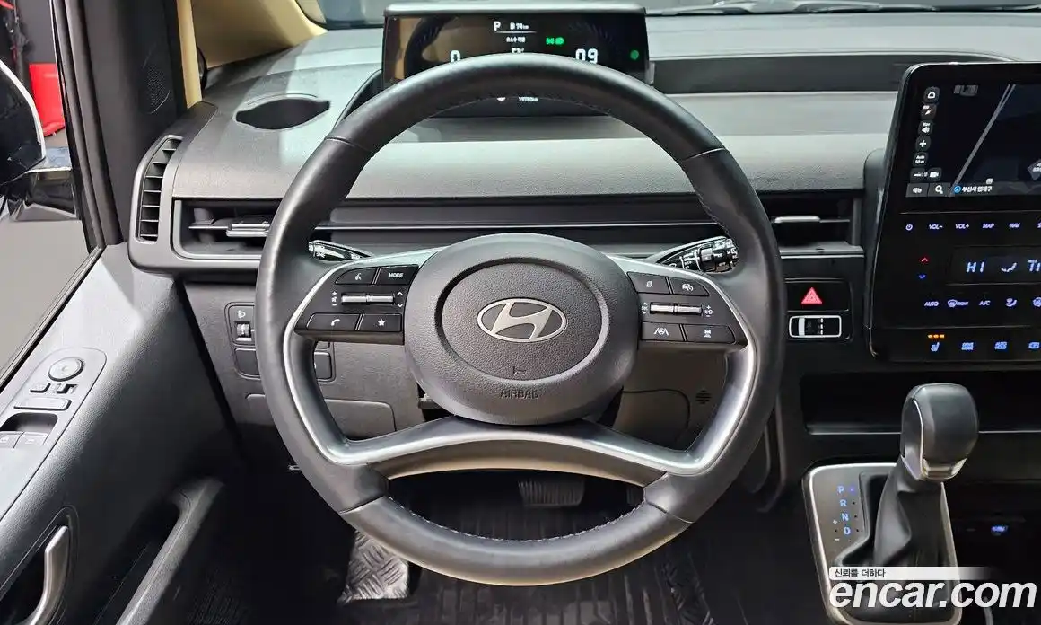 Hyundai Staria 2024 2.2 гидро в Москве № 108328, фото 13