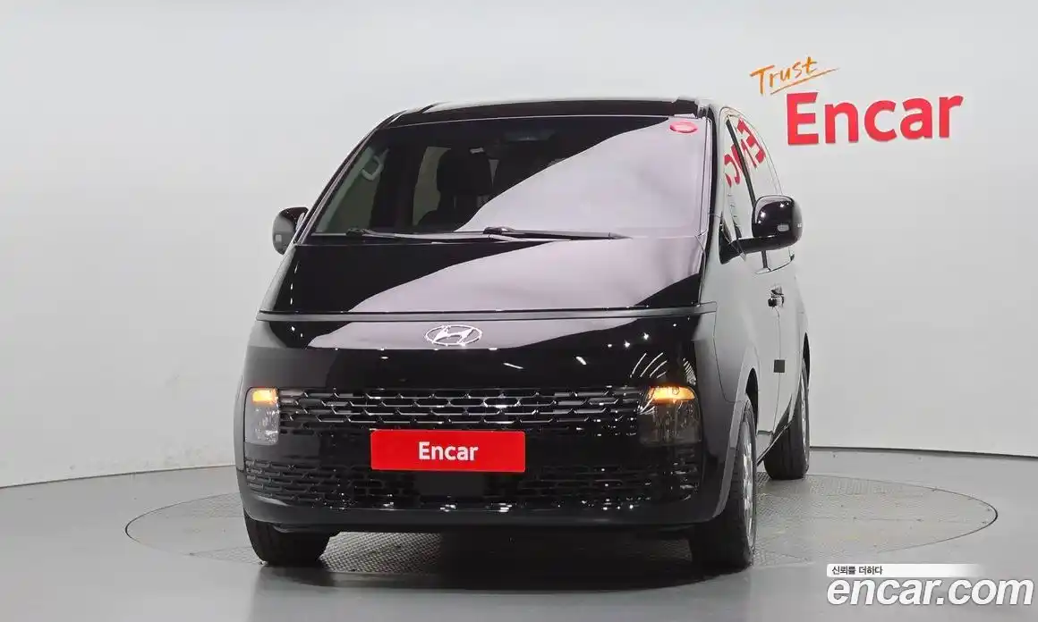 Hyundai Staria 2024 2.2 гидро в Москве № 109544, фото 3