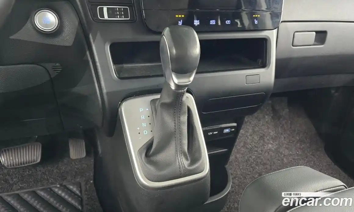 Hyundai Staria 2024 2.2 гидро в Москве № 109544, фото 9