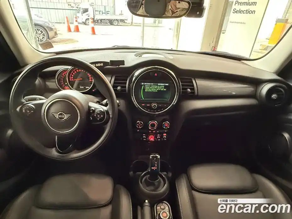 Mini Cooper 2021 1.5 гидро в Москве № 1197402, фото 7