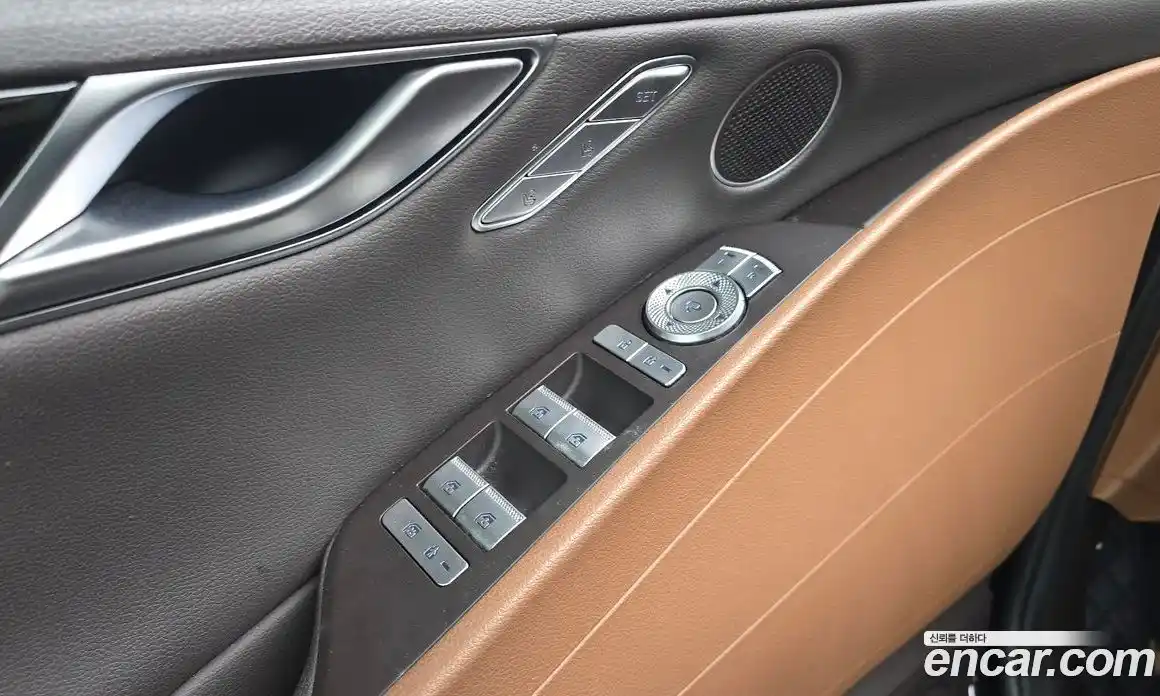 Genesis G80 2020 3.5 Классический в Москве № 1245333, фото 18