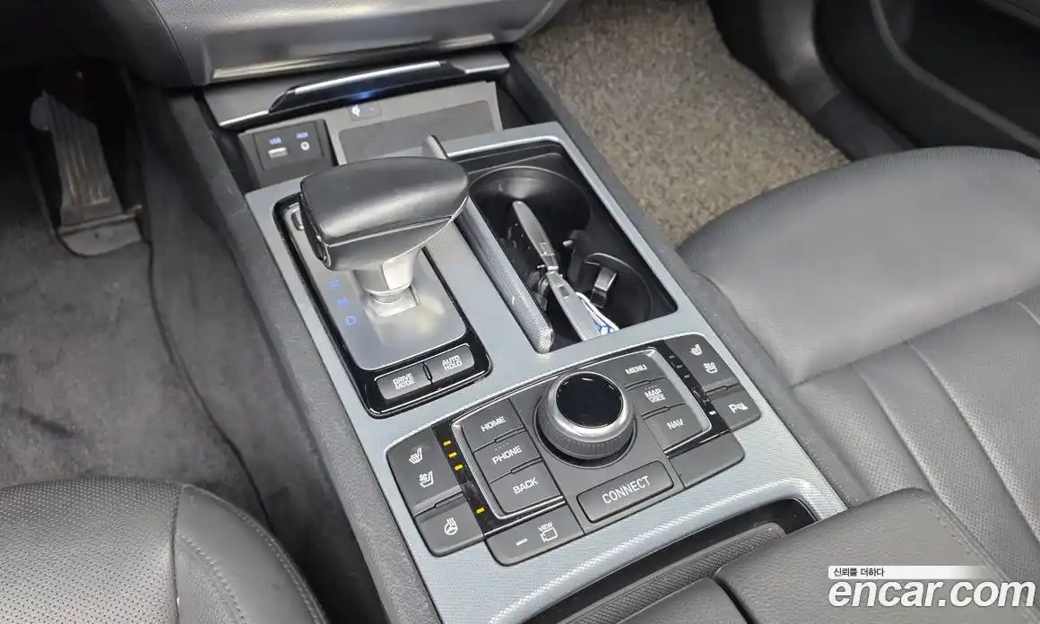 Genesis G80 2017 3.3 Автомат в Москве № 1466959, фото 9